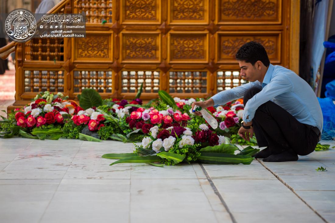 تقرير مصور : تزيين الحرم المطهر بالورود أستقبالاً لمولد النبي الاكرم محمد (صلى الله عليه وآله وسلم) | 