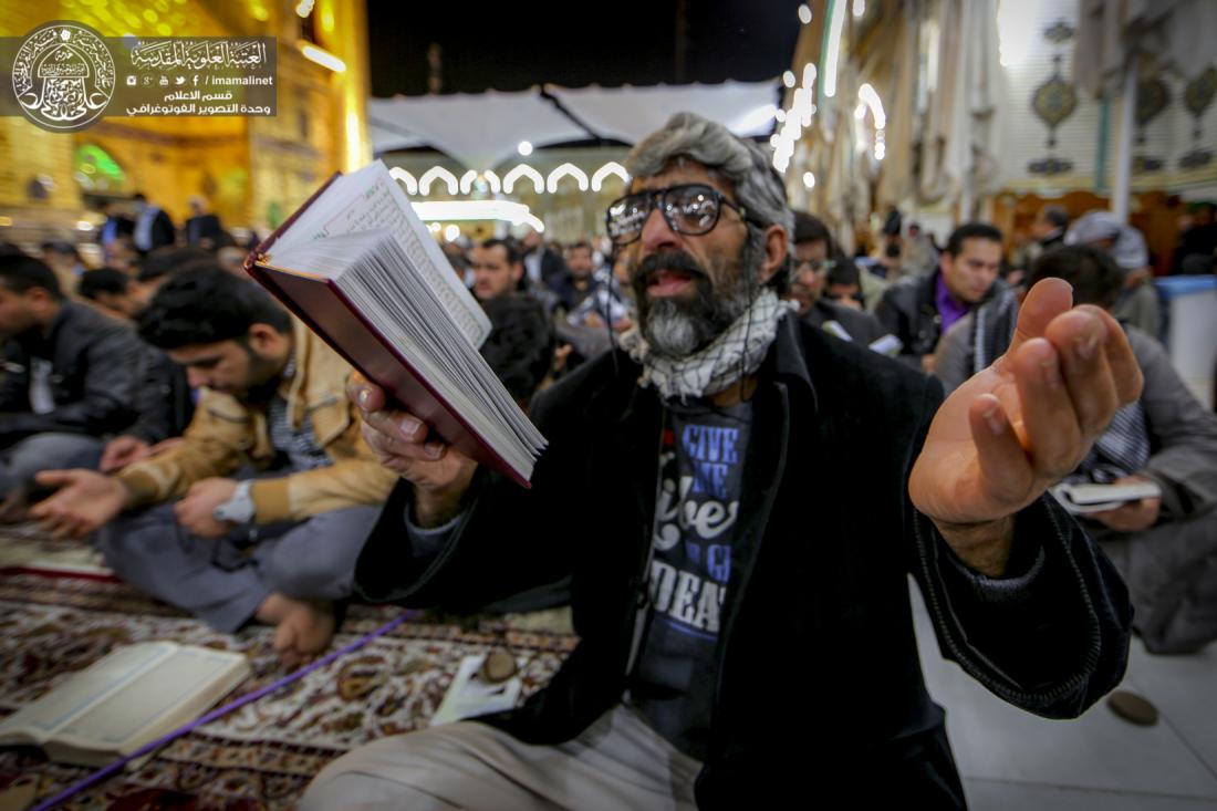 تقرير مصور : الاجواء الروحانية وقرائة دعاء كميل في ليلة الجمعه داخل الصحن العلوي الشريف | 