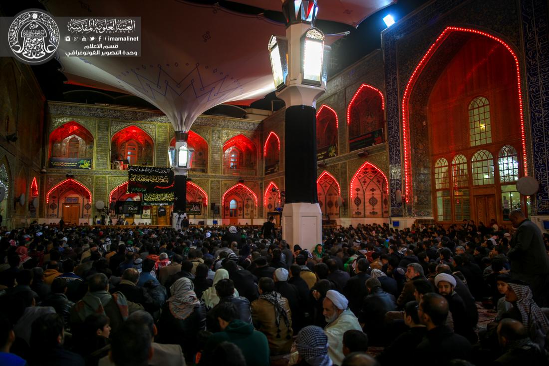 تقرير مصور : موكب النجف الأشرف يجدد العزاء بمناسبة إستشهاد فاطمة الزهراء ( عليها السلام ) لليلة الثالثة على التوالي في العتبة العلوية المقدسة | 