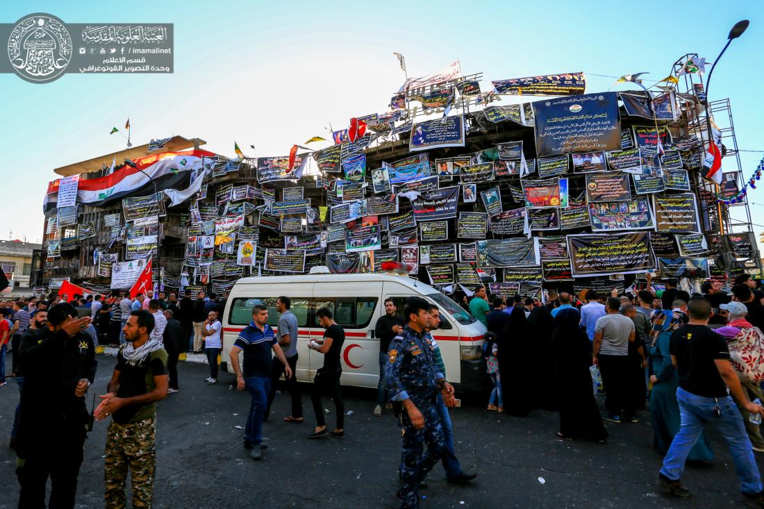 برعاية العتبة العلوية المقدسة مواكب عزاء ألنجف ألأشرف يشاركون أهالي شهداء منطقة الكرادة عزائهم بفقد الأحبة | 