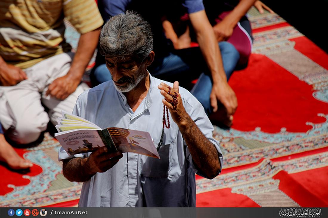 تقرير مصور : المؤمنون يحيون ذكرى استشهاد الامام موسى بن جعفر الكاظم سلام الله عليه في مرقده المطهر  | 