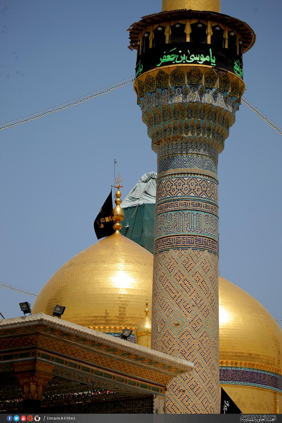 تقرير مصور : المؤمنون يحيون ذكرى استشهاد الامام موسى بن جعفر الكاظم سلام الله عليه في مرقده المطهر  | 