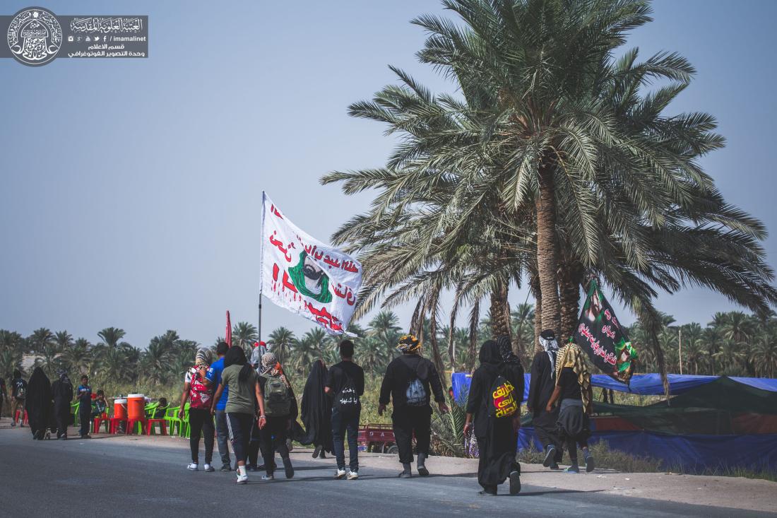 الجموع المليونية القادمة من المحافظات الجنوبية تواصل مسيرتها نحو قبلة الاحرار الامام الحسين (عليه السلام )  | 