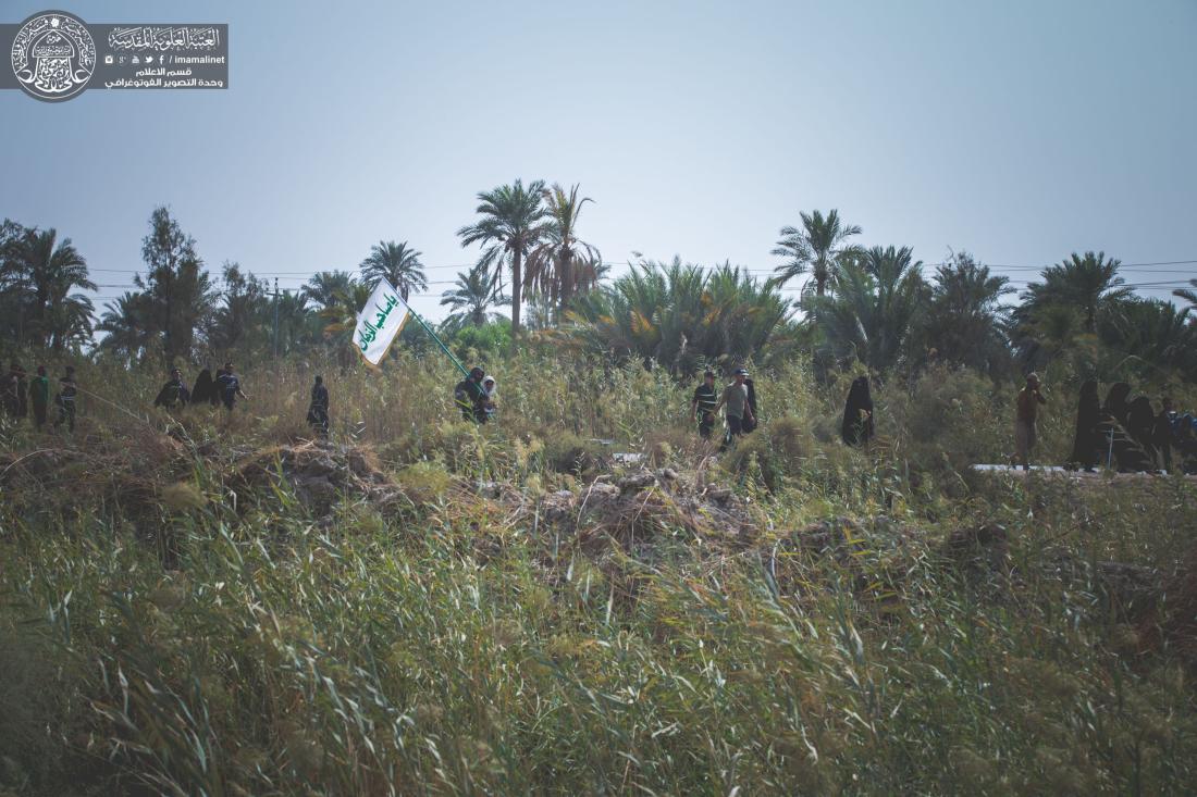 الجموع المليونية القادمة من المحافظات الجنوبية تواصل مسيرتها نحو قبلة الاحرار الامام الحسين (عليه السلام )  | 