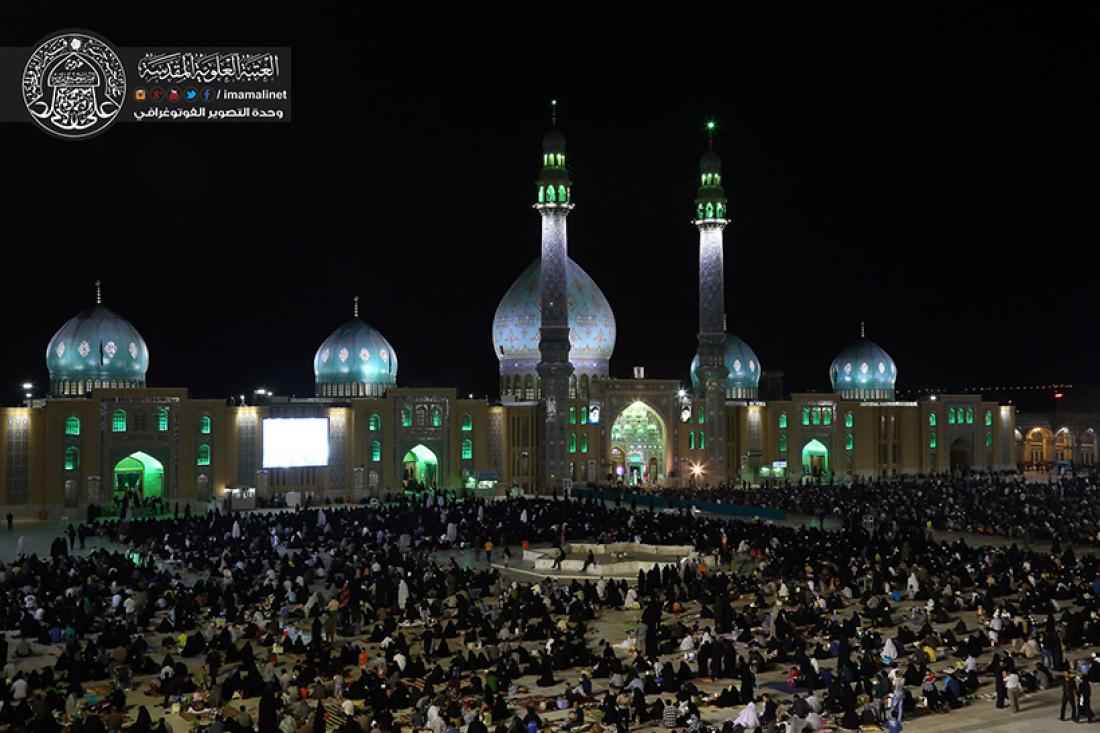 تقرير مصور : رفع المصاحف اول ليلة من ليالي القدر المباركه في قم المقدسة مسجد جمكران في ايران | 