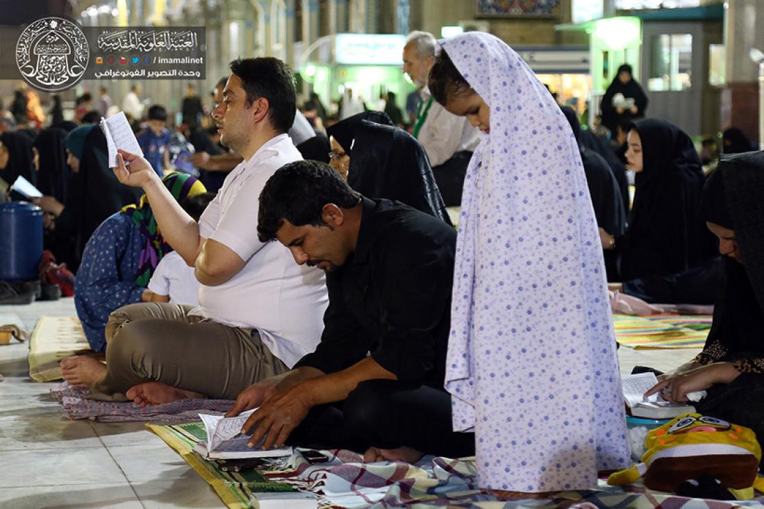 تقرير مصور : رفع المصاحف اول ليلة من ليالي القدر المباركه في قم المقدسة مسجد جمكران في ايران | 