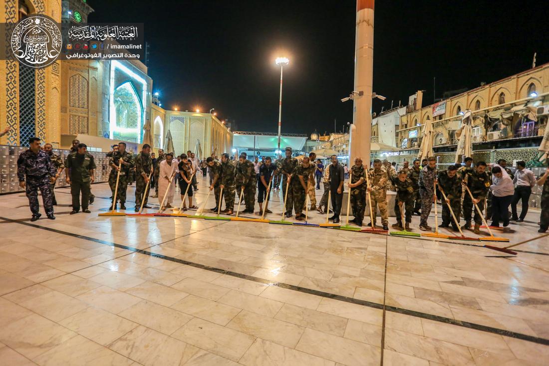 تقرير مصور : الامانة العامة للعتبة العلوية المقدسة تقوم بحملة تنظيف في شوارع المدينة القديمة بقرب الحرم الطاهر  | 