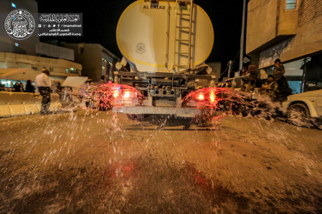 تقرير مصور : الامانة العامة للعتبة العلوية المقدسة تقوم بحملة تنظيف شارع السور في المدينة القديمة  | 