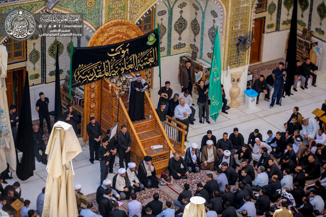 تقرير مصور : موكب العتبة العلوية المقدسة يجدد العزاء بذكرى اربعين المولى امير المؤمنين سلام الله علية  | 