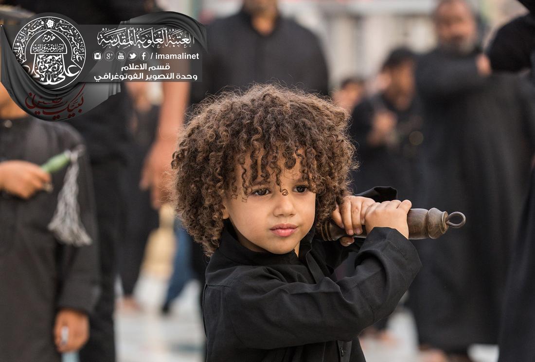 تقرير مصور : اجواء الحزن في ذكرى ليلة العاشر من محرم الحرام في كربلاء المقدسة  | 