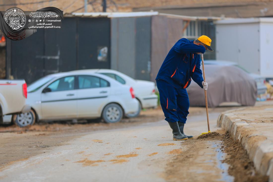 تقرير مصور : قسم الخدمات الخارجية في العتبة العلوية المقدسة يقيم حملة تنظيف في شوارع المدينة القديمة في النجف الاشرف | 