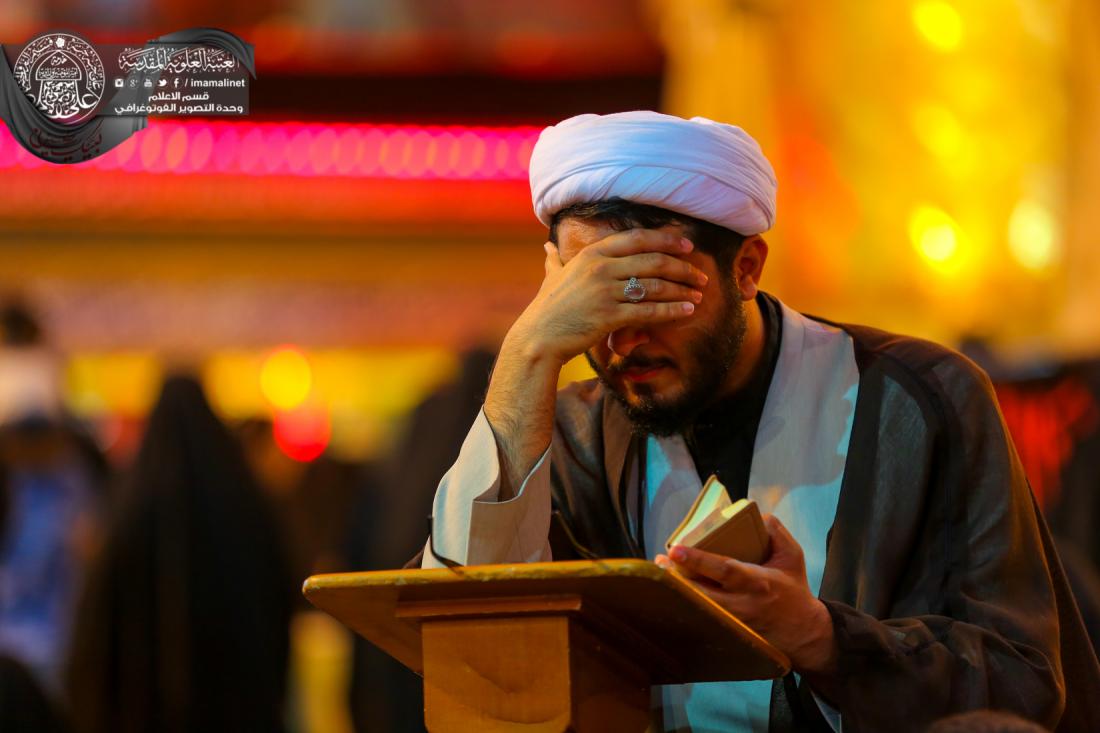 تقرير مصور : الاجواء الروحانية في العتبة العلوية المقدسة في ليلة الاول من صفر | 