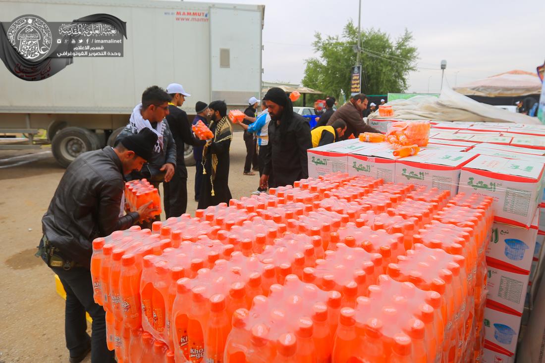 تقرير مصور : طبخ اكثر من 30000 وجبة طعام في المطبخ المركزي التابع الى العتبة العلوية المقدسة وهو واحد من ستة اماكن تابعة للعتبة العلوية المقدسة خاصة بإيواء واطعام الزائرين | 