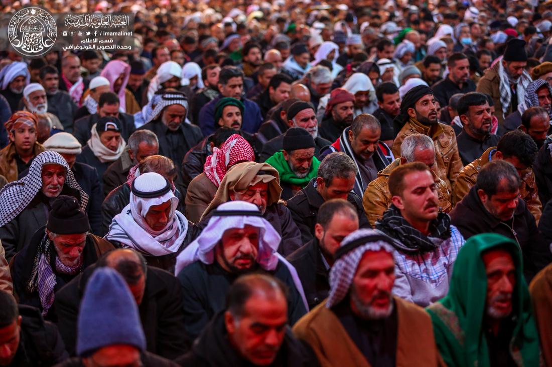 تقرير مصور : صلاة الجماعة داخل الصحن الحيدري الشريف ليلة إستشهاد الرسول الاكرم محمد (صلى الله عليه وآله وسلم) | 