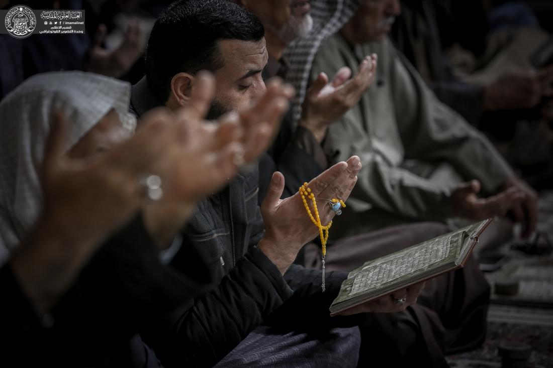 الاجواء الايمانية وقراءة دعاء التوسل في رحاب مرقد أمير المؤمنين (عليه السلام) | 