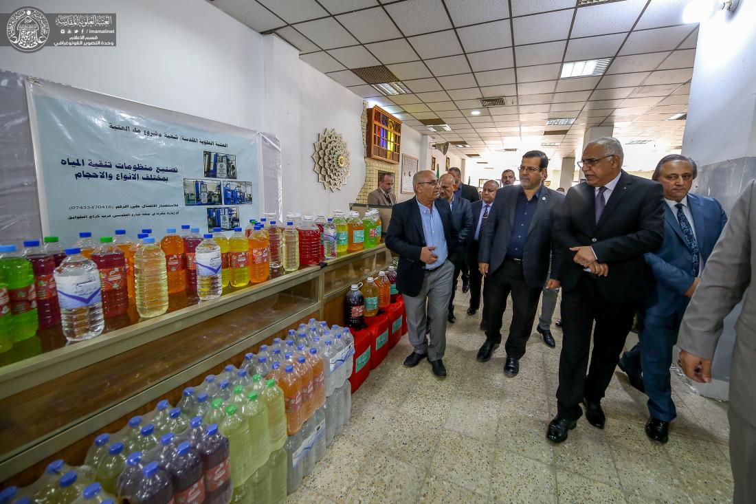 العتبة العلوية المقدسة تفتتح بالتعاون مع اتحاد الصناعات العراقي السوق المركزي وتعرض فيه منتجات حرفيّة متنوعة   | 