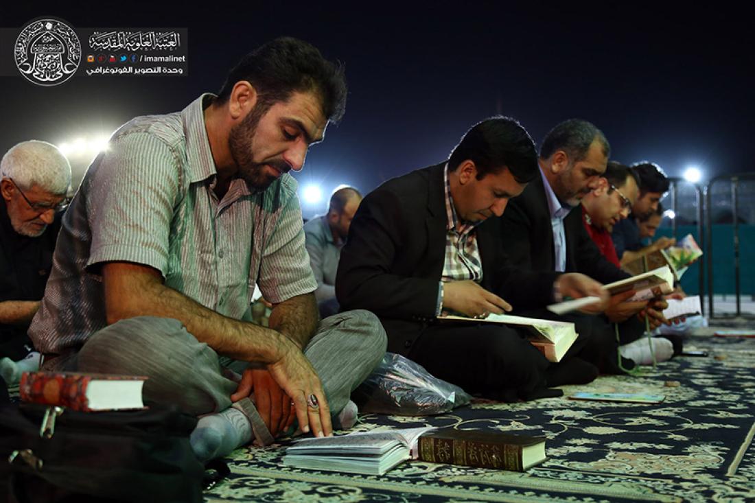 تقرير مصور : رفع المصاحف اول ليلة من ليالي القدر المباركه في قم المقدسة مسجد جمكران في ايران | 