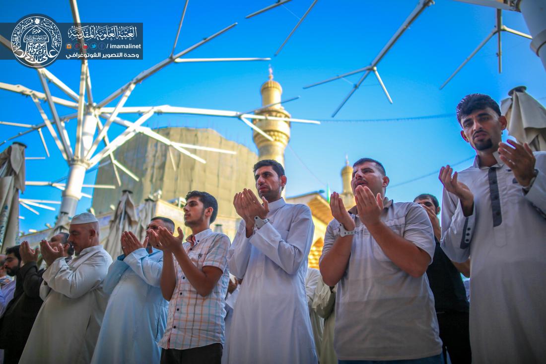 تقرير مصور : الامين العام للعتبة العلوية السيد نزار حبل المتين يقيم صلاة عيد الفطر المبارك  في العتبة العلوية المقدسة  | 