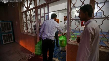 العتبة العلوية المقدسة تقيم مأدبة افطار في مساجد مدينة النجف الاشرف 